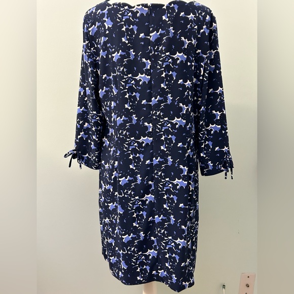 Talbots Crepe Blue and White Floral Shift Dress - Picture 6 of 12